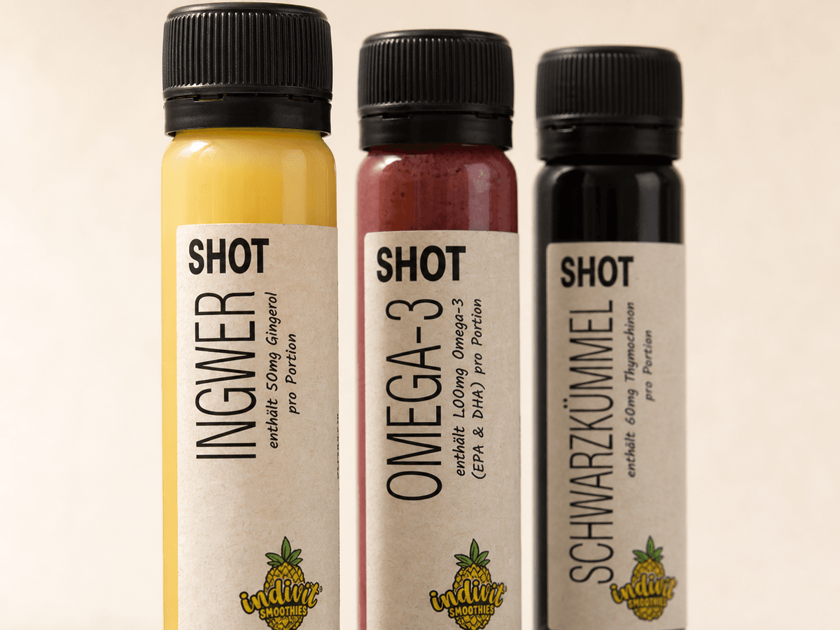 Detailansicht der Etiketten und Verschlüsse von drei Shots